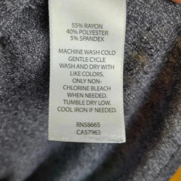 ATHLETA grey heathered top with twist detail back - Picture 5 of 5